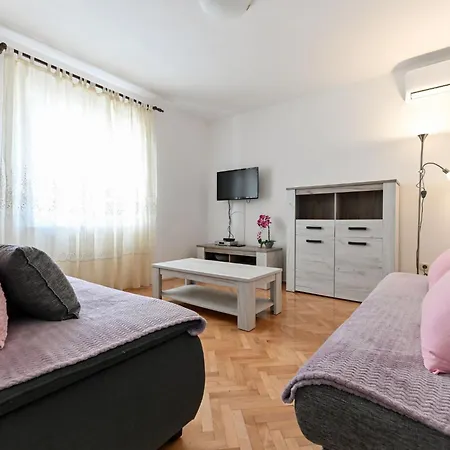 Ana-2 By Interhome Apartmán