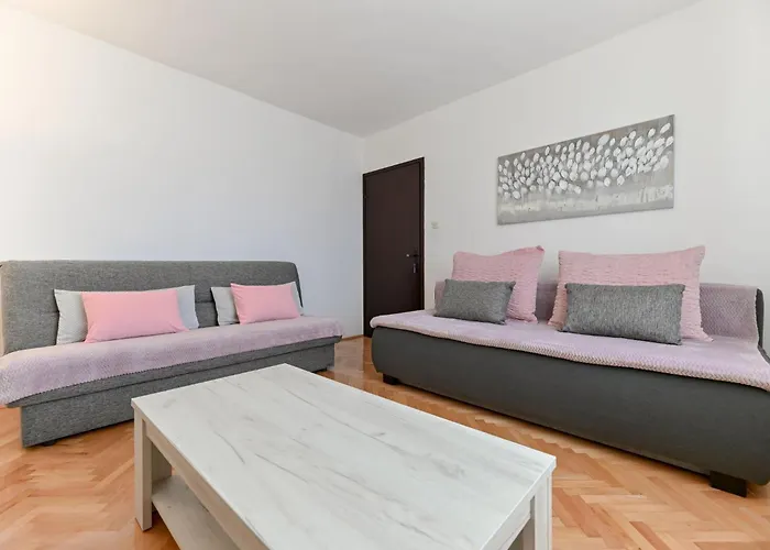 Ana-2 By Interhome *